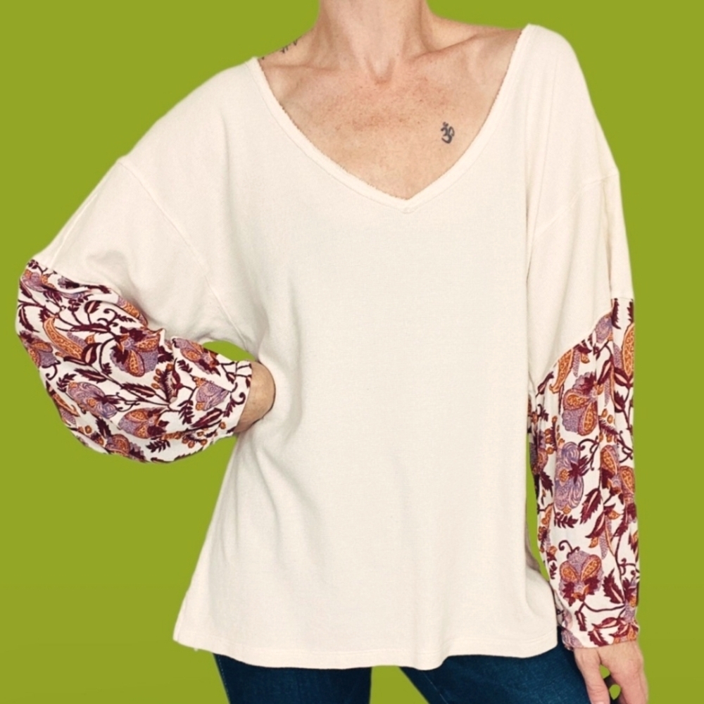Anthropologie White long Blouse with Relaxed Fit